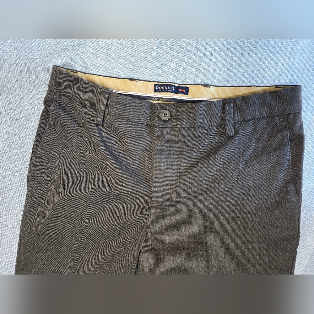 Dockers Men's Slim Fit Signature Khaki Lux Cotton Stretch Pants 32x30 Flat Front - Picture 8 of 8